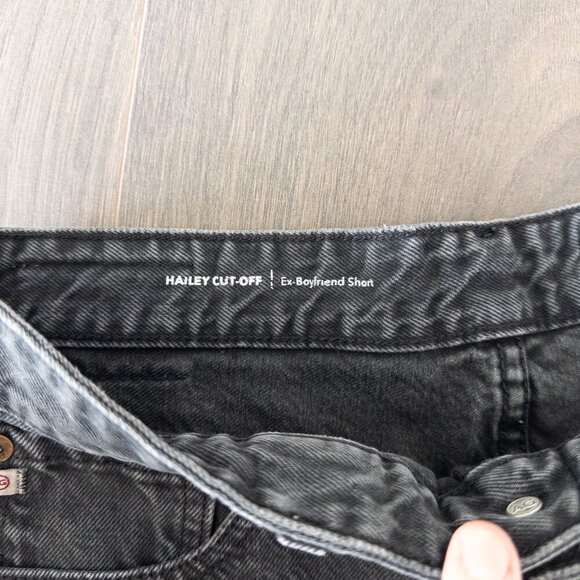 AG Denim Hailey Cut-Off Ex Boyfriend Raw Hem Short in Black Size 26 - Picture 5 of 11